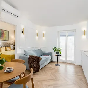 Apartment Tyzenhauz, Krakau